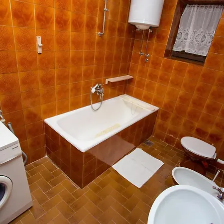Guest house Anteu *